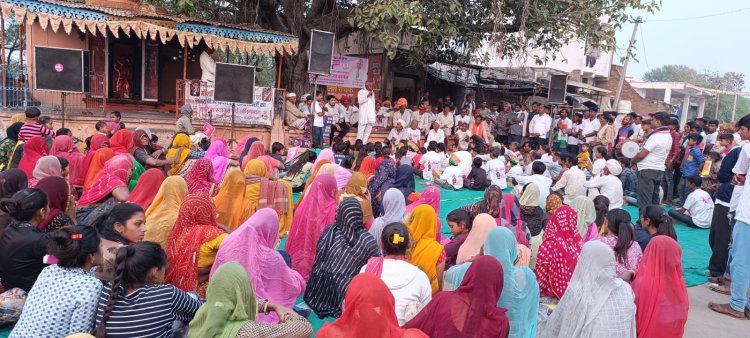 कांग्रेस की सरकार बनते ही सबसे पहला काम युवाओं को रोजगार मुहैया करानाः राज्यमंत्री जाडावत।
