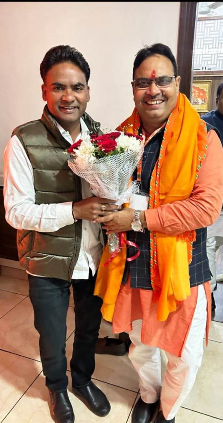 विधायक आक्या ने मुख्यमंत्री भजन लाल शर्मा से भेंट कर उन्हें राजस्थान के मुख्यमंत्री बनने पर बधाई दी।