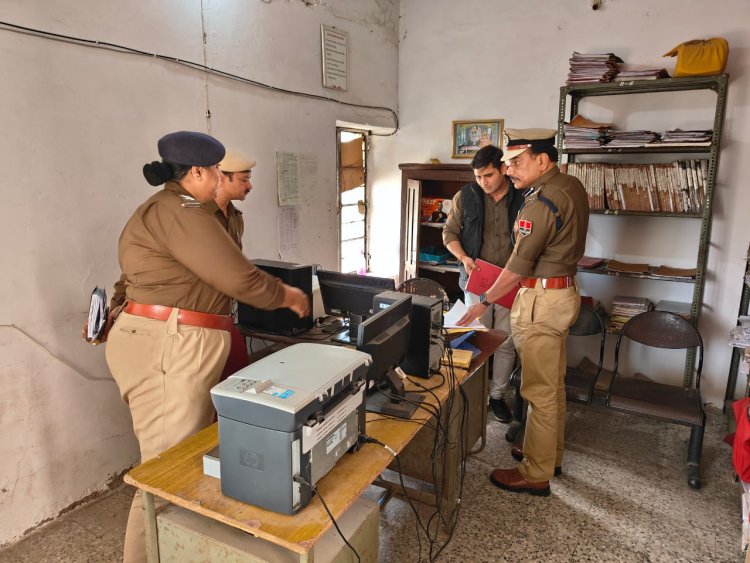 पुलिस अधीक्षक ने किया डूंगला थाने का निरीक्षण।रिकॉर्ड संधारण व साफ सफाई नियमित रखने के दिये आवश्यक निर्देश।