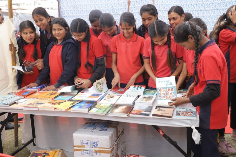चित्तौड़गढ़ साहित्य उत्सव - 2024  कला, संस्कृति और विरासत को समेटे साहित्य उत्सव का समापन  साहित्य और समाज के ज्वलंत मुद्दों पर हुई चर्चा