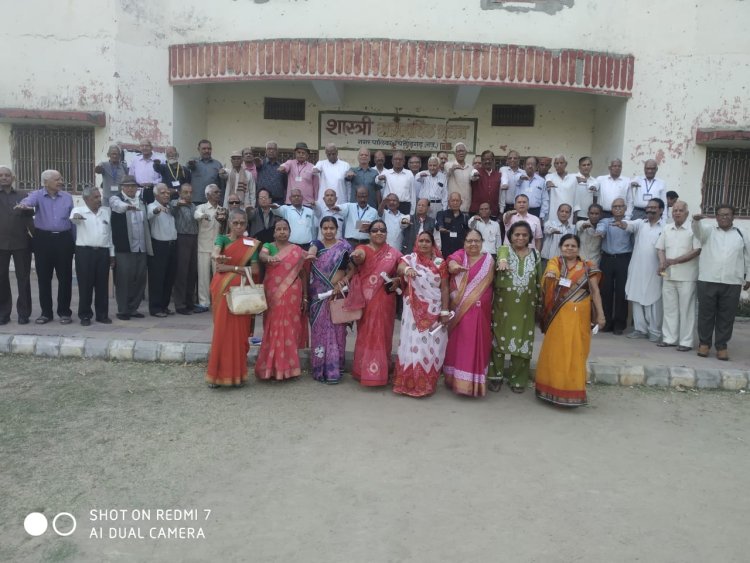 वरिष्ठ नागरिक मंच मुख्यालय की मासिक सभा सम्पन्न टाइम बैंक वरिष्ठों के लिए अत्यंत उपयोगी व भविष्य हेतु अतिप्रसंगिक: सिशोदिया।