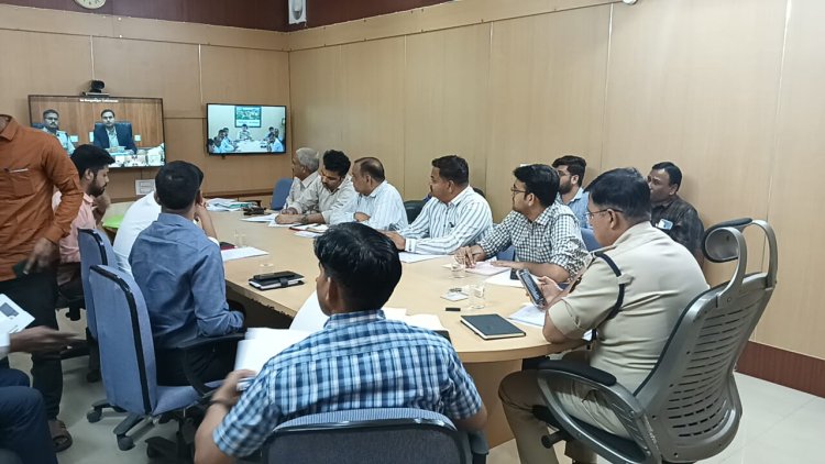 मुख्य निर्वाचन अधिकारी ने वीडियो कांफ्रेंस के माध्यम से की चुनाव तैयारियों की समीक्षा 