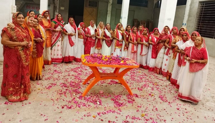 अरनियाँ जोशी में मनाया फागोत्सव