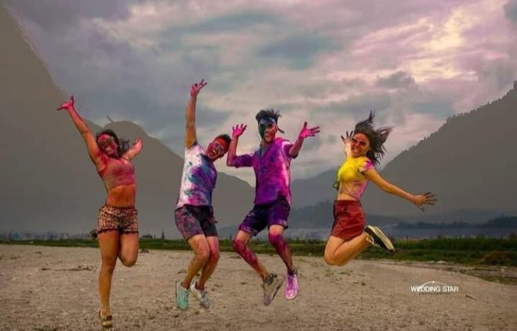 नेपाल में गुलाल के साथ-साथ हल्दी से भी खेली जाती है होली 3 दिन पहले से ही शुरू होता है सेलिब्रेशन 