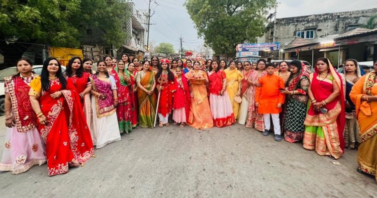 ईसर-पार्वती की हुई पूजा, निकाली सवारी, हुआ गीतों व नृत्यों का आयोजन