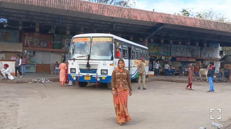 मतदान दलों के जिला मुख्याल पर पहुंचने के लिए बसों की व्यवस्था
