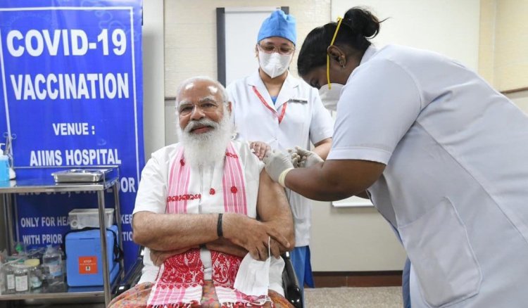 जो लोग भ्रांति फैला रहे हैं उनके मुँह पर करारा जवाब है प्रधानमंत्री श्री नरेंद्र मोदी  ने ख़ुद वैक्सीन ली है और पूरे देश में संदेश दिया है।