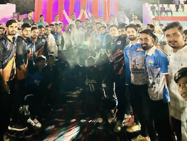 9 दिवसीय रात्रिकालीन क्रिकेट प्रतियोगिता का हुआ समापन* *बडौली घाटा एवं घोसुण्डा ने खेला फाइनल मैच, घोसुण्डा रही विजयी*