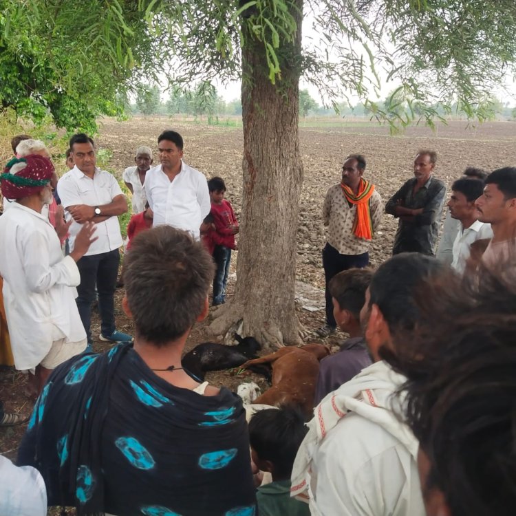 आकाशीय बिजली से आहत हुए घायलों से मिलने पहुचे विधायक आक्या,   अधिकारियो को दिए आवश्यक निर्देश।