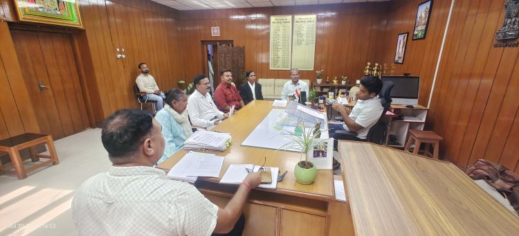 अनुसूचित जाति/जनजाति अत्याचार निवारण समिति की मासिक बैठक आयोजित